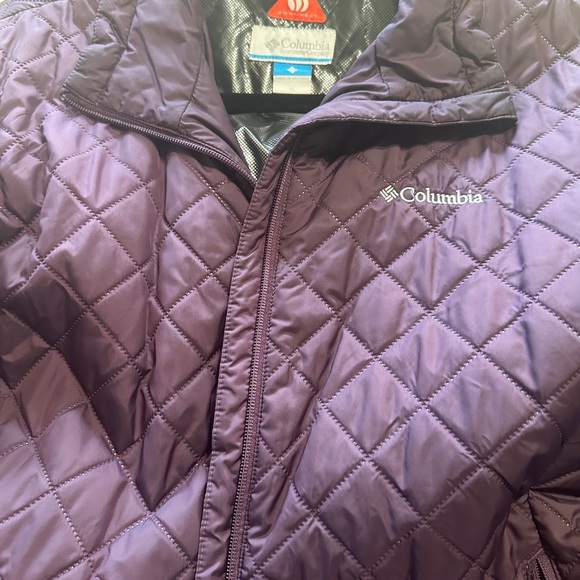 Columbia Women's Jacket - Picture 7 of 9